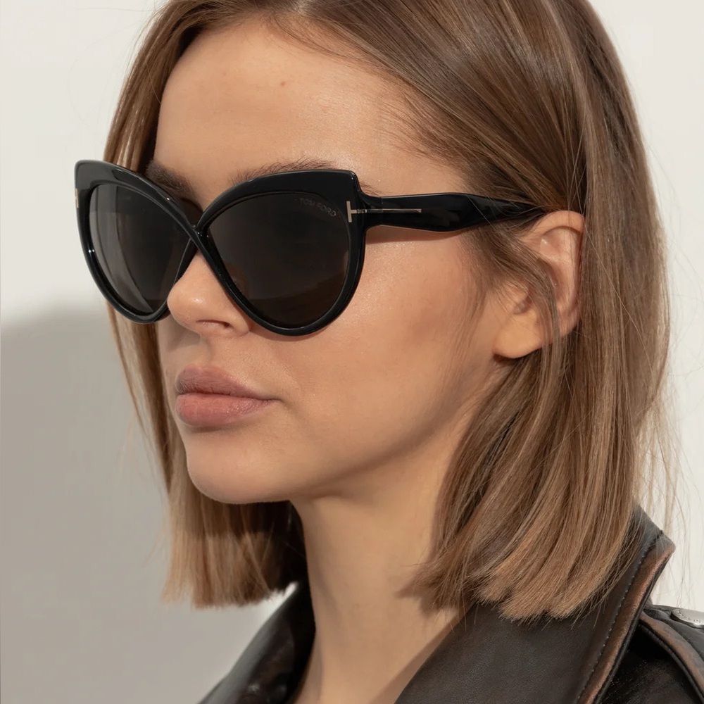 New, TOM FORD Beatrice Sunglasses TF1196 01A, Authentic